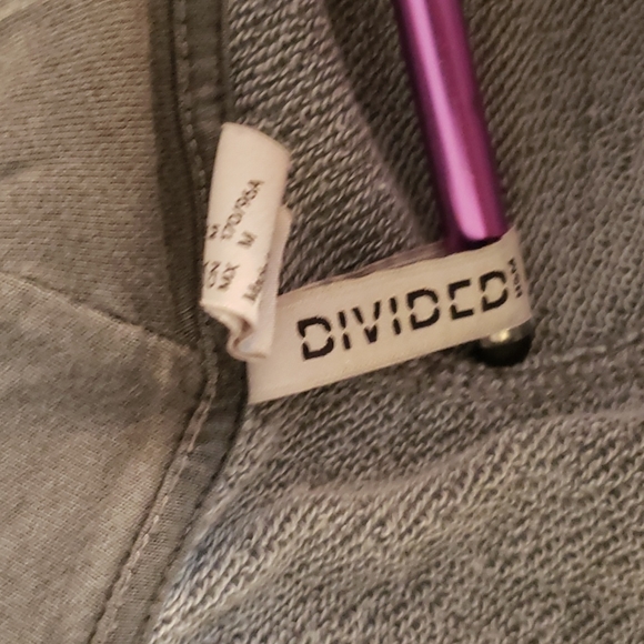 Divided Gray Jacket Size Medium - Picture 6 of 7